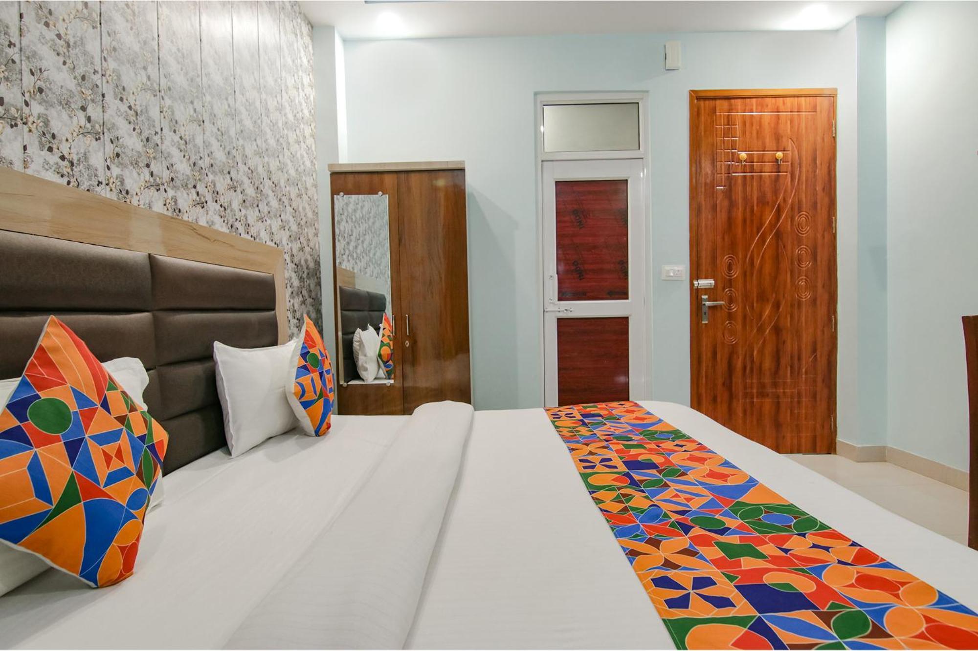 Hotel Kaanha Residency Inn By Shree Krishna Hospitality Rishikesh Room photo